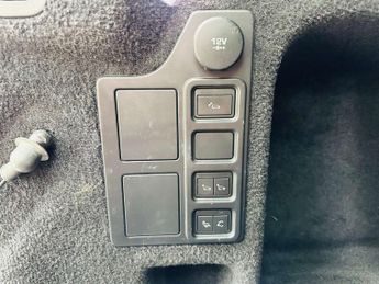 LAND ROVER DISCOVERY 3.0 Discovery Landmark SD6 Auto 4WD 5dr