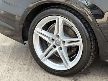 Audi A4 1.4 A4 S Line TFSI Semi-Auto 5dr