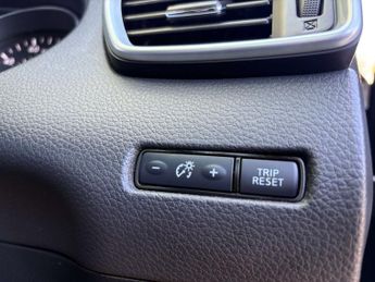 Nissan QASHQAI 1.5 Qashqai Tekna+ dCi Semi-Auto 5dr