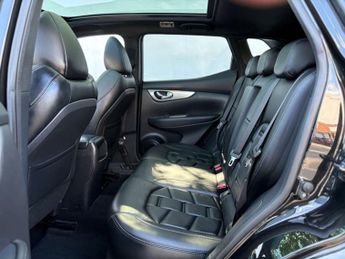 Nissan QASHQAI 1.5 Qashqai Tekna+ dCi Semi-Auto 5dr