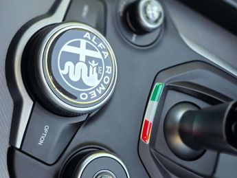 ALFA ROMEO GIULIA 2.0 Giulia Veloce TB Auto 4dr