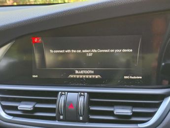ALFA ROMEO GIULIA 2.0 Giulia Veloce TB Auto 4dr