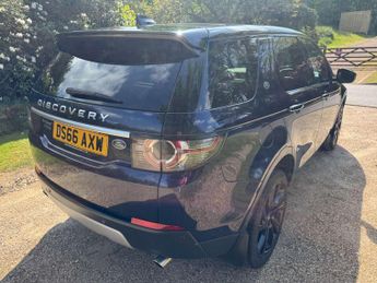 LAND ROVER DISCOVERY SPORT 2.0 Discovery Sport Luxury HSE TD4 Auto 4WD 5dr