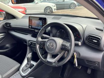 TOYOTA YARIS 1.5 Yaris Icon HEV CVT 5dr