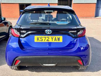 TOYOTA YARIS 1.5 Yaris Icon HEV CVT 5dr