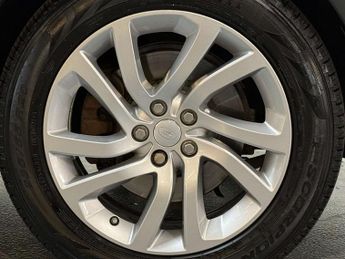 Land Rover DISCOVERY 2.0 Discovery HSE SD4 Auto 4WD 5dr