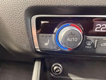 Audi A3 1.5 A3 Sportback 35 TFSI Black Edition Semi-Auto 5dr