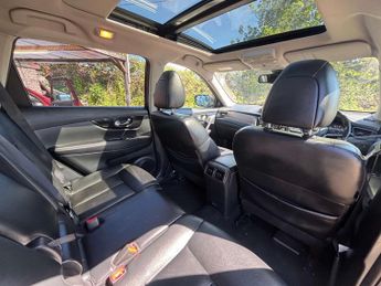 Nissan X-TRAIL 1.7 X-Trail Tekna dCi CVT 5dr