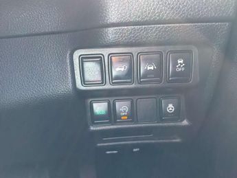 Nissan X-TRAIL 1.7 X-Trail Tekna dCi CVT 5dr
