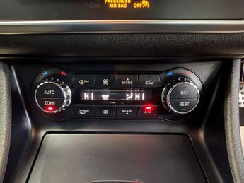 MERCEDES-BENZ GLA 1.6 GLA 200 AMG Line Executive Auto 5dr