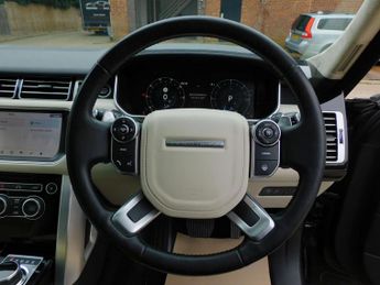 Land Rover RANGE ROVER 4.4 Range Rover Autobiography SDV8 Auto 4WD 5dr