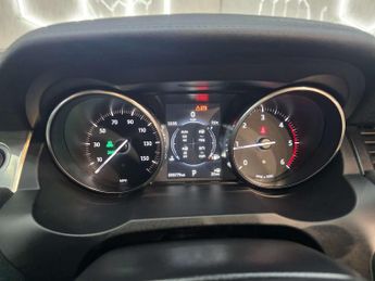 Land Rover Range Rover Evoque 2.0 TD4 SE Tech SUV 5dr Diesel Auto 4WD Euro 6 (s/s) (180 ps)