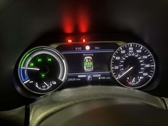 Nissan JUKE 1.6 Juke N-Connecta HEV CVT 5dr