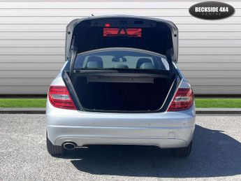 Mercedes-Benz C-CLASS 1.6 C180 Executive SE BlueEfficiency Auto 4dr