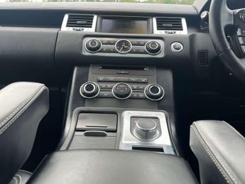 Land Rover RANGE ROVER SPORT 3.0 Range Rover Sport HSE Luxury SDV6 Auto 4WD 5dr