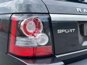 Land Rover RANGE ROVER SPORT 3.0 Range Rover Sport HSE Luxury SDV6 Auto 4WD 5dr