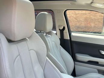 Land Rover RANGE ROVER EVOQUE 2.2 Range Rover Evoque Pure SD4 4WD 5dr