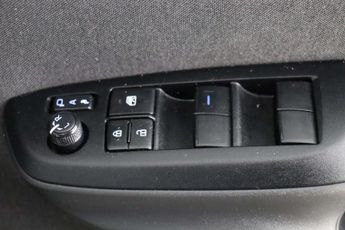 Toyota Yaris 1.5 VVT-h Excel Hatchback 5dr Petrol Hybrid E-CVT Euro 6 (s/s) (