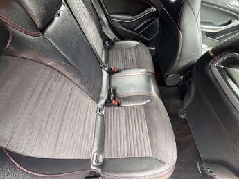 Mercedes-Benz A-CLASS 1.6 A 200 AMG Line Auto 5dr