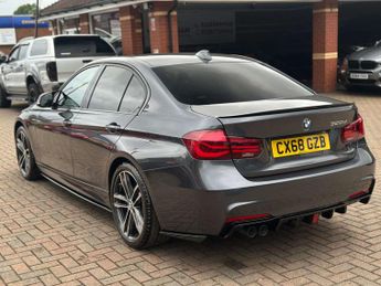 BMW 3 SERIES 2.0 320d M Sport Shadow Edition Auto 4dr