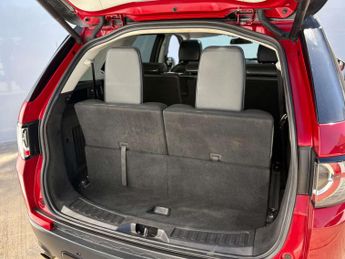 Land Rover DISCOVERY SPORT 2.0 Discovery Sport Luxury HSE TD4 Auto 4WD 5dr