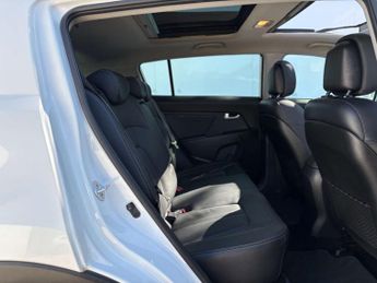 Kia SPORTAGE 2.0 Sportage KX-4 CRDi Auto 4WD 5dr