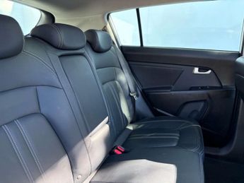 Kia SPORTAGE 2.0 Sportage KX-4 CRDi Auto 4WD 5dr