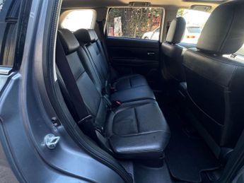 MITSUBISHI OUTLANDER 2.0 Outlander GX 4h PHEV Auto 4WD 5dr