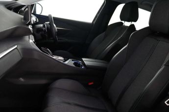 Peugeot 3008 1.6 13.2kWh Allure Premium e-EAT 4WD Euro 6 (s/s) 5dr