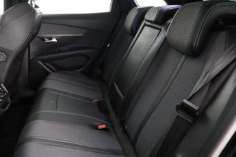 Peugeot 3008 1.6 13.2kWh Allure Premium e-EAT 4WD Euro 6 (s/s) 5dr