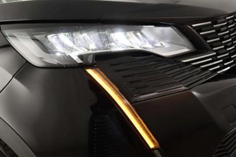 Peugeot 3008 1.6 13.2kWh Allure Premium e-EAT 4WD Euro 6 (s/s) 5dr
