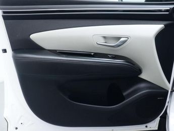 HYUNDAI TUCSON 1.6 h T-GDi 13.8kWh Ultimate SUV 5dr Petrol Plug-in Hybrid Auto 