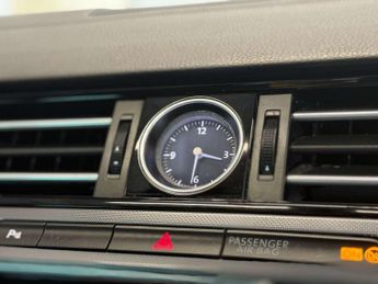 Volkswagen PASSAT 2.0 Passat R-Line TDI BlueMotion Technology Semi-Auto 5dr