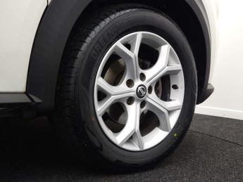Nissan Juke 1.0 Juke N-Connecta DiG-T Semi-Auto 5dr