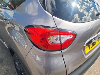 Renault CAPTUR 1.5 Captur Signature Nav dCi Auto 5dr