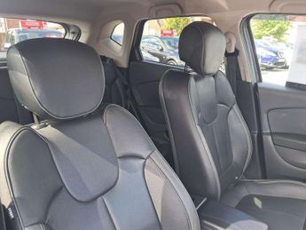 Renault CAPTUR 1.5 Captur Signature Nav dCi Auto 5dr