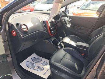 Renault CAPTUR 1.5 Captur Signature Nav dCi Auto 5dr