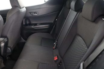 Toyota C-HR 1.8 VVT-h GPF Icon SUV 5dr Petrol Hybrid CVT Euro 6 (s/s) (122 p