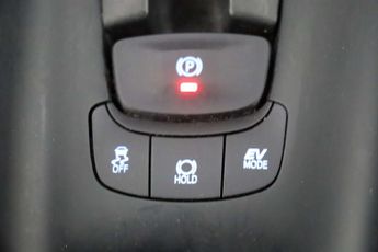 Toyota C-HR 1.8 VVT-h GPF Icon SUV 5dr Petrol Hybrid CVT Euro 6 (s/s) (122 p