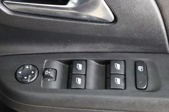 Vauxhall Astra 1.2 Turbo GS Hatchback 5dr Petrol Auto Euro 6 (s/s) (130 ps)