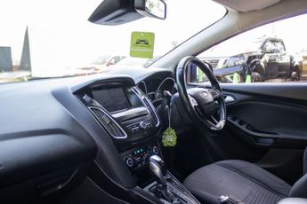 FORD FOCUS 1.0 Focus Titanium Auto 5dr
