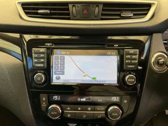 NISSAN QASHQAI 1.6 Qashqai N-Connecta dCi CVT 5dr