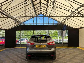 NISSAN QASHQAI 1.6 Qashqai N-Connecta dCi CVT 5dr