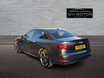 AUDI A4 2.0 A4 Black Edition 35 TFSI Semi-Auto 4dr