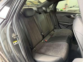 AUDI A4 2.0 A4 Black Edition 35 TFSI Semi-Auto 4dr