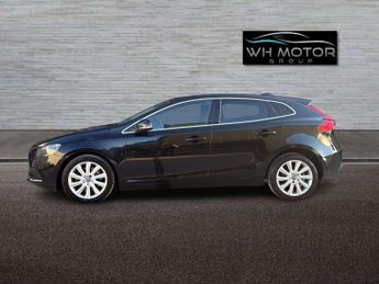 VOLVO V40 2.0 V40 SE Luxury Nav D2 Auto 5dr