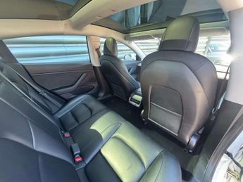 TESLA MODEL 3 Model 3 Long Range AWD 4WD 4dr