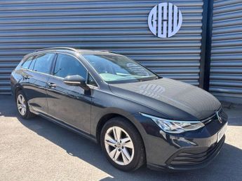 Volkswagen Golf 1.5 Golf Life TSi 5dr