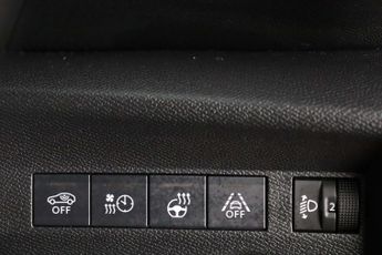 Citroen e-C4 50kWh Shine Hatchback 5dr Electric Auto (136 ps)