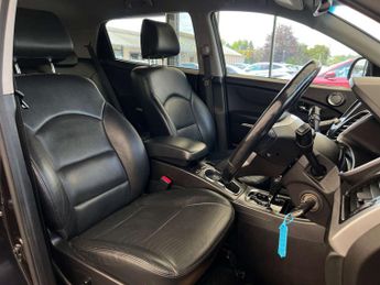 SSANGYONG KORANDO 2.2 Korando ELX 4x4 Auto 4WD 5dr